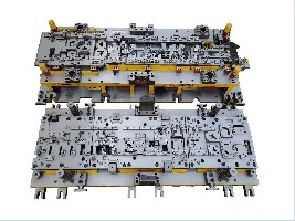 鋼板（bǎn）連續模